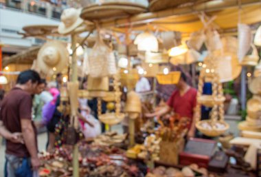 Tarım pazarında ilaç Dükkanı