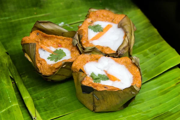 Würziger Curry-Fisch thailändisches Lieblingsessen — Stockfoto