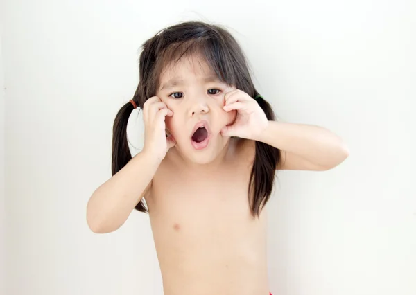 Bonito menina engraçado rosto — Fotografia de Stock