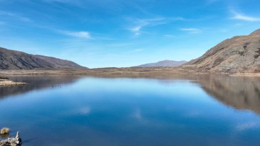 Emma Gölü, Yeni Zelanda 'nın Canterbury kentinde Hakatere Koruma Parkı' nda bulunan küçük bir göldür. Clearwater Gölü 'ne çok yakın.