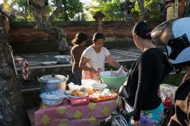 Ubud, Bali Adası ticari faaliyetler.