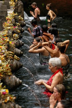 Tören, bali Tapınağı temizlik