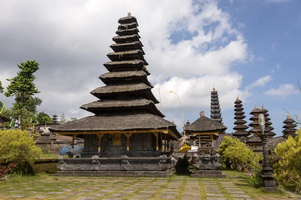 Besakih tempel komplex, ön Bali, Indonesien — Stockfoto