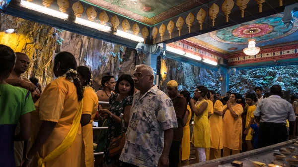 Thaipusam in batu-höhlen, kuala lumpur, malaysien. — Stockfoto