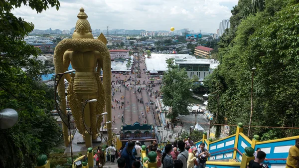 クアラルンプール、マレーシアのバツー洞窟のタイプーサム祭. — ストック写真