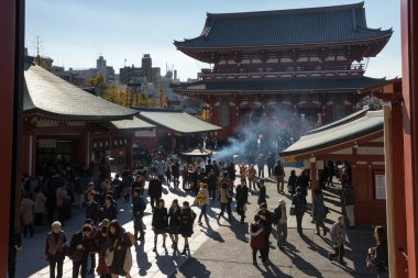 Asakusa'da, Tokyo bulunan Sensoji (Asakusa Kannon Tapınağı).