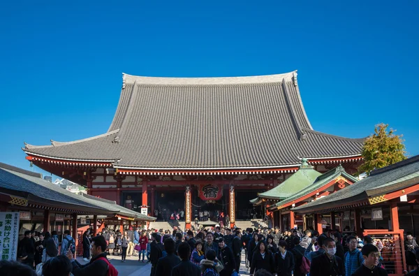 浅草寺 (浅草观音寺) 位于浅草，东京. — 图库照片