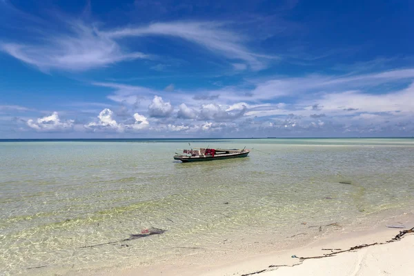 Sea gypsy boat house — Stockfoto