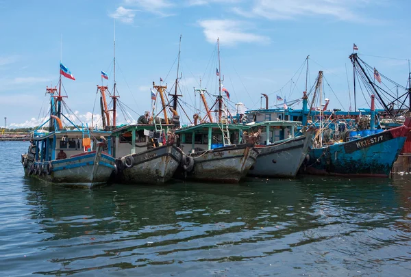 Рибальські пристані в Лабуан, Сабах — стокове фото