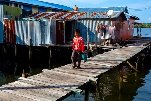 Labuan vatten village — Stockfoto