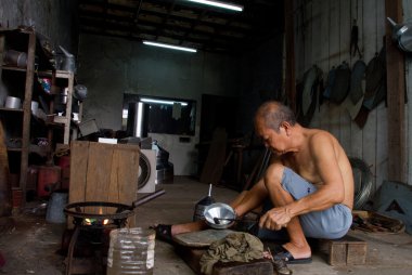 Traditional craftsman of Borneo