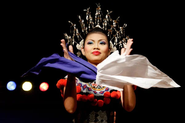 Borneo indigenous native dances — Stock Fotó