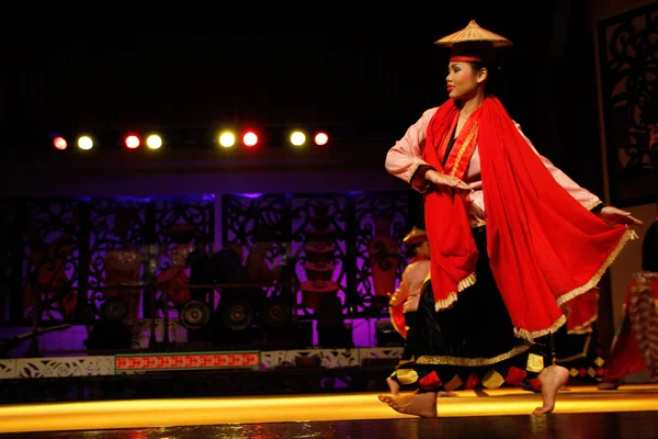 Borneo indigenous native dances — Stok fotoğraf