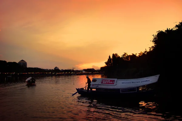 Sarawak River boatman — Stock Fotó