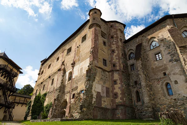 Antiguo Castillo Medieval Banska Stiavnica Ciudad Más Antigua Eslovaquia Contra — Foto de Stock