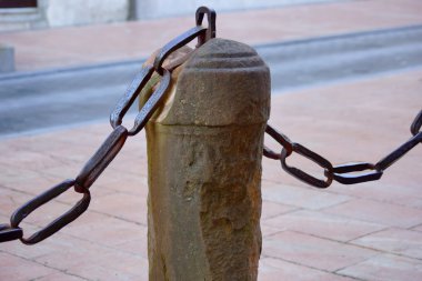 Taş ve zincirleri 3