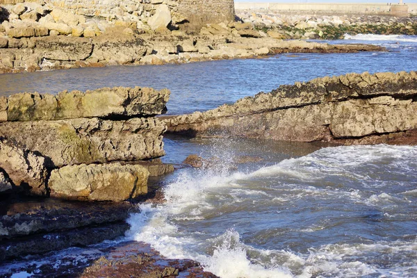 Pedras e mar — Fotografia de Stock