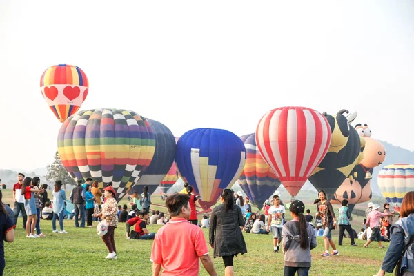 Montgolfières prêtes — Photo