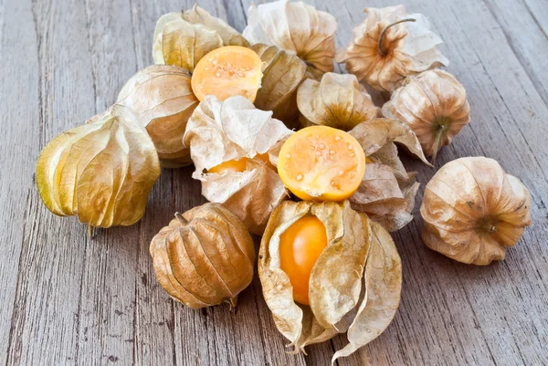 Cape kruisbes (physalis), gezonde groenten en fruit — Stockfoto