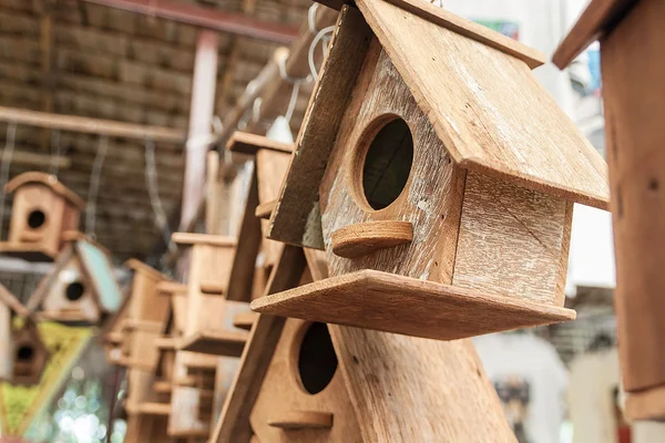 Varia casa di legno di uccello . — Foto Stock