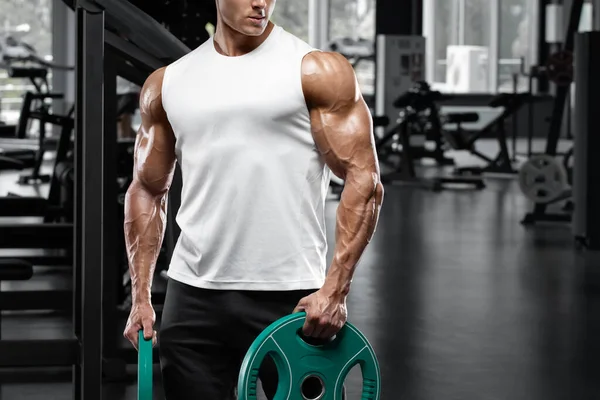 Μυώδης Άνθρωπος Που Εργάζονται Στο Γυμναστήριο Κάνει Άσκηση Ισχυρή Αρσενικό — Φωτογραφία Αρχείου