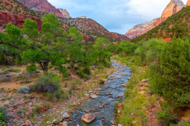 zion bakir nehir manzarası