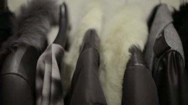 Yaz Giyim Askıları üzerine tasarım koleksiyonu. Slider ile vurdu Hd