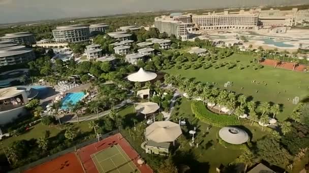 Luchtfoto schot. Luchtfoto uitzicht over Turkije, Antalya. — Stockvideo