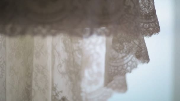 Vestido de novia de encaje de cerca — Vídeos de Stock
