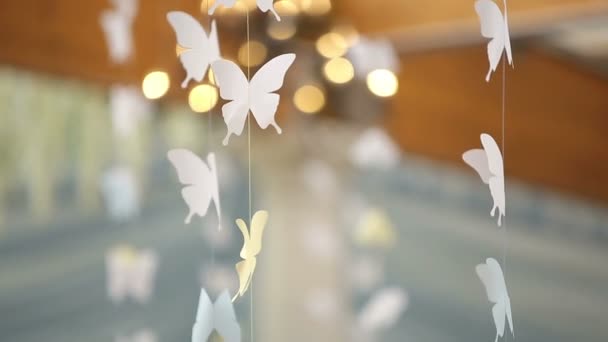 Mariposas de papel de decoración — Vídeos de Stock