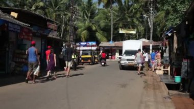 Hindistan, Goa - 2012: Hindistan Palolem Beach'te Goa içinde belgili tanımlık çarşı hareket