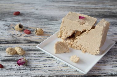 Masada fıstıklı halva.