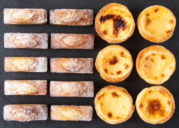 Десерти Франції Португалії Порівняння Національних Десертів Двох Країн Фінансовий Торт — стокове фото