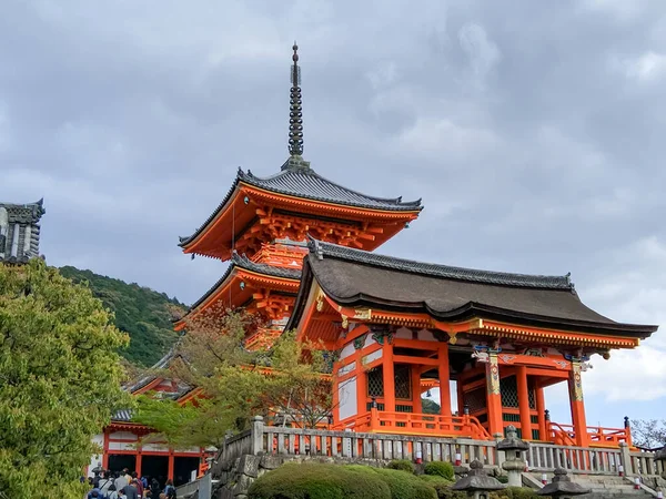 エイプリル社2018年5月 清水寺 京都の清水寺 観光客の間で人気と有名な場所 — ストック写真