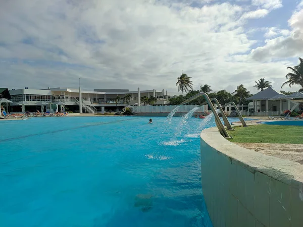 Кайо Коко Куба Мая 2021 Года Бассейн Зона Отдыха Отеля — стоковое фото