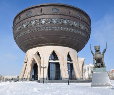 Kazan Aile Merkezi Bakış açısı Tataristan. Büyük kazan. Kışın karla görmek