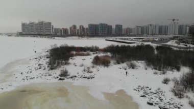 Baltık İnci bölgesinde yeni binalar. Kış. Finlandiya Körfezi. Hava görünümü