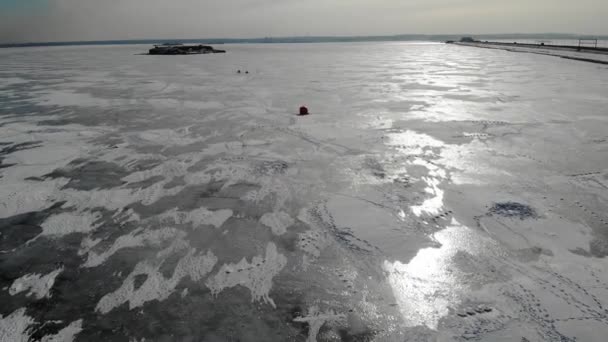 冬季在圣彼得堡附近的克伦施塔特要塞在冰上设防 — 图库视频影像