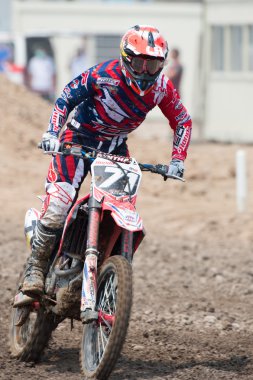 Motokros Binici Damon Graulus