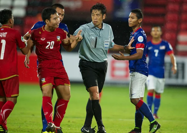 AFC U-16 Championship between Thailand and Malaysia — Stock Photo, Image