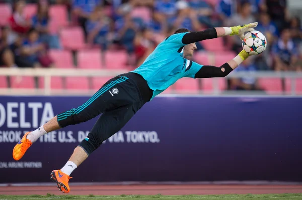 Mitchell Beeney (GK) of Chelseafor the ball — Zdjęcie stockowe