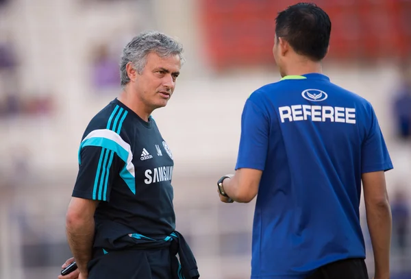 Manager Jose Mourinho(L)of Chelsea — Stockfoto