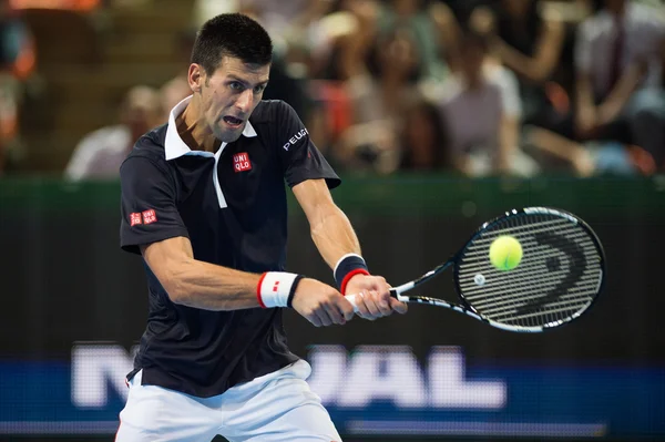 Novak Djokovic bij tentoonstelling tenniswedstrijd — Stockfoto