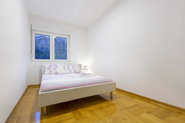 Interior of a hotel bedroom — Stock Photo, Image