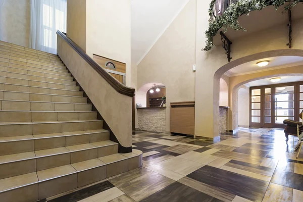 Hotel interior, entrance reception area — Stock Photo, Image