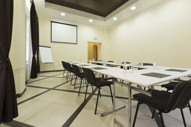 Otel binası konferans odasında iç