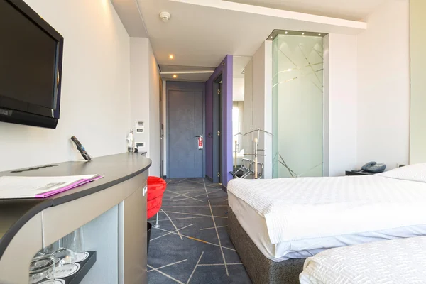 Interieur van een hotelkamer — Stockfoto