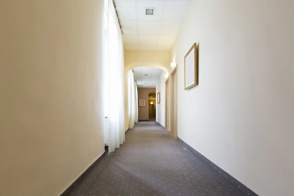 Corridor in a hotel — Stock Photo, Image