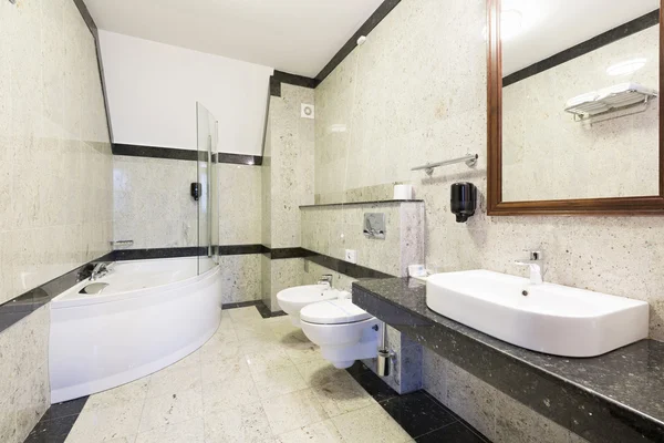 Interior of a hotel bathroom — Stock Photo, Image