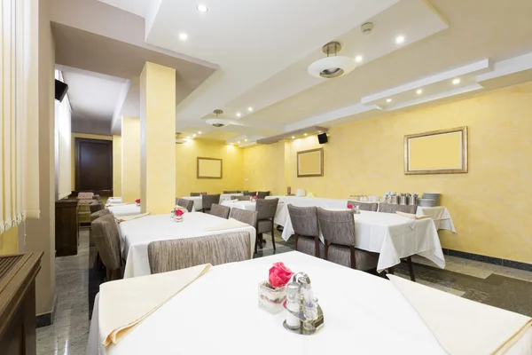 Elegante hotel restaurante interior — Fotografia de Stock